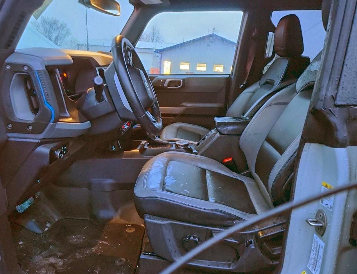 2023 FORD Bronco