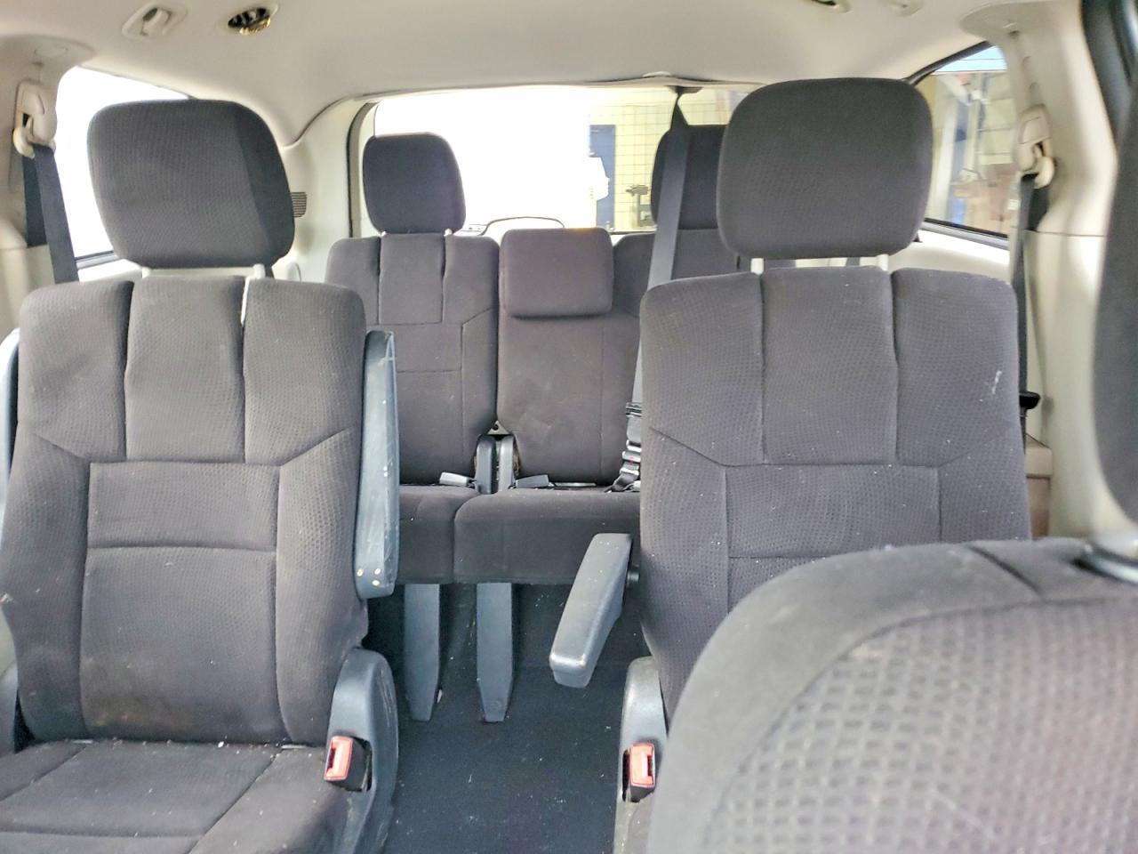 2011 DODGE GRAND CARAVAN