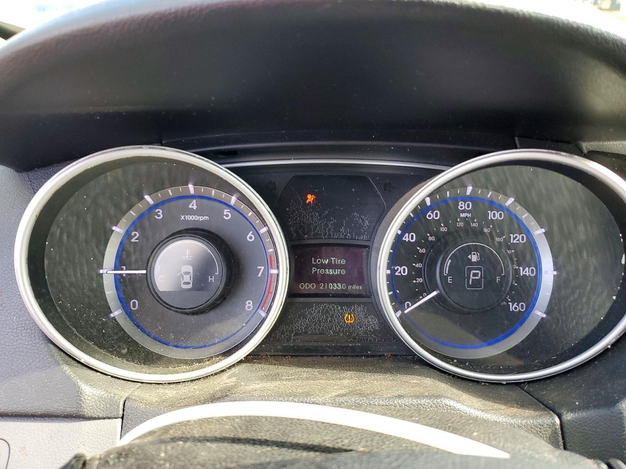 2011 HYUNDAI SONATA