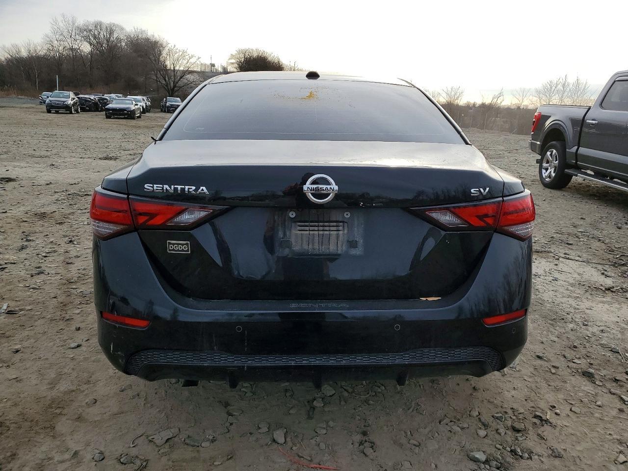 2022 NISSAN SENTRA