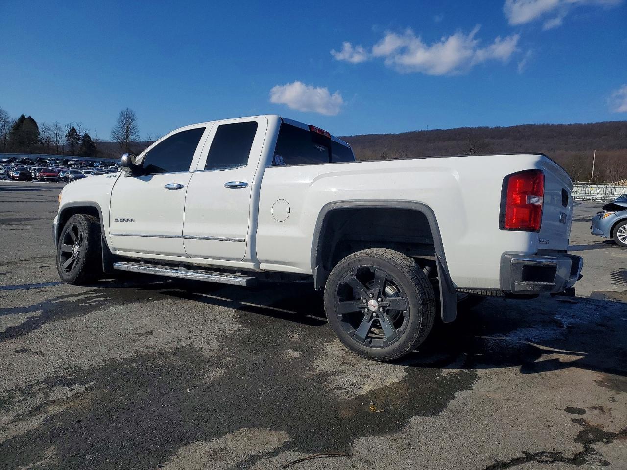 2015 GMC Sierra