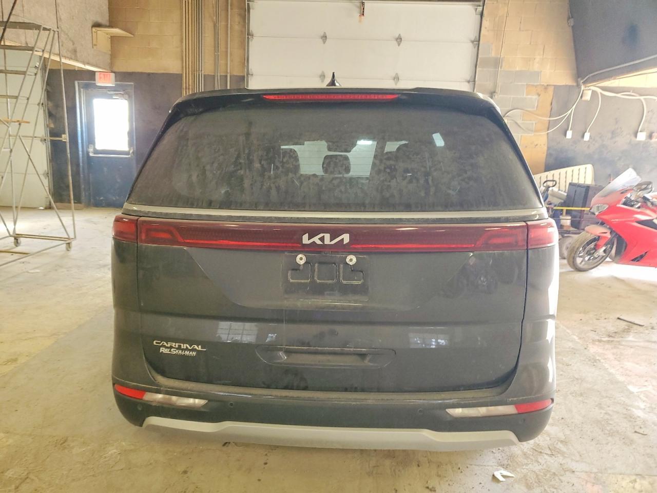 2023 KIA Carnival