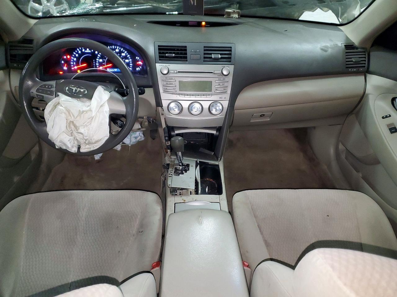 2010 TOYOTA CAMRY