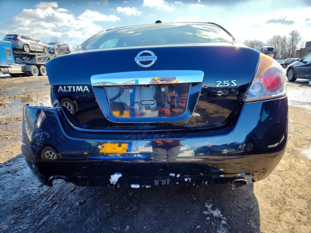 2010 NISSAN ALTIMA