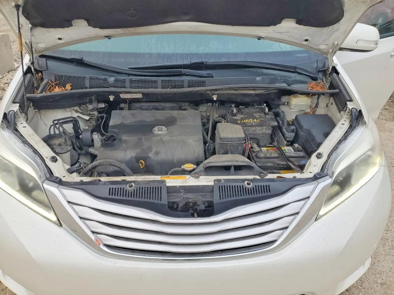 2015 TOYOTA SIENNA