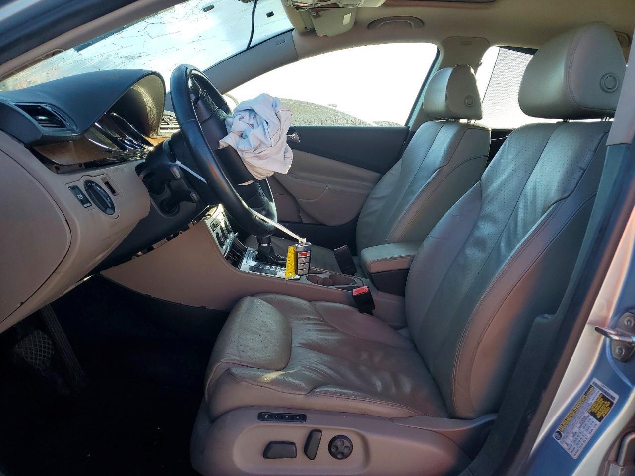 2008 VOLKSWAGEN Passat