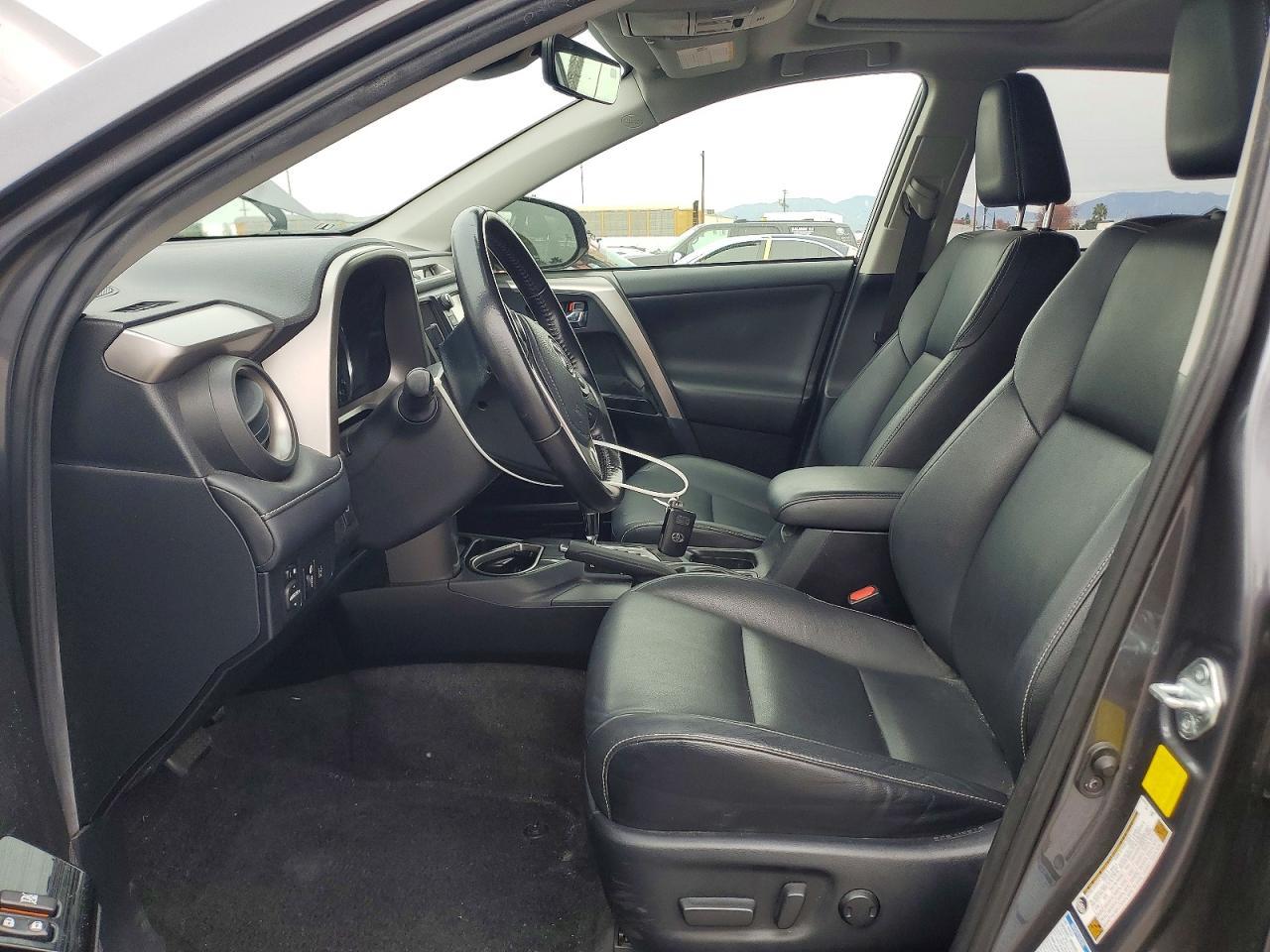 2016 TOYOTA RAV4