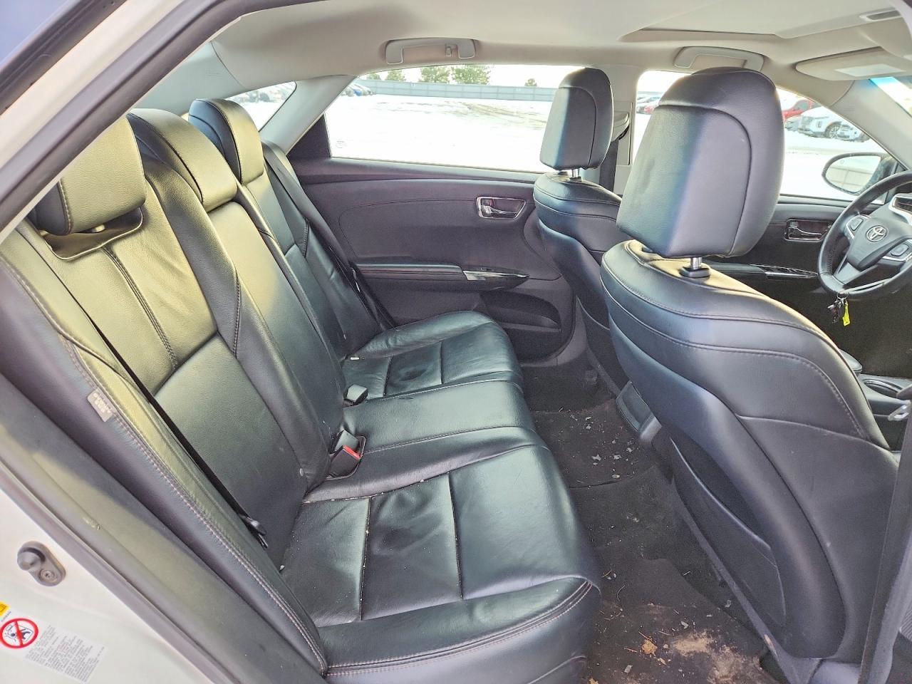 2013 TOYOTA Avalon