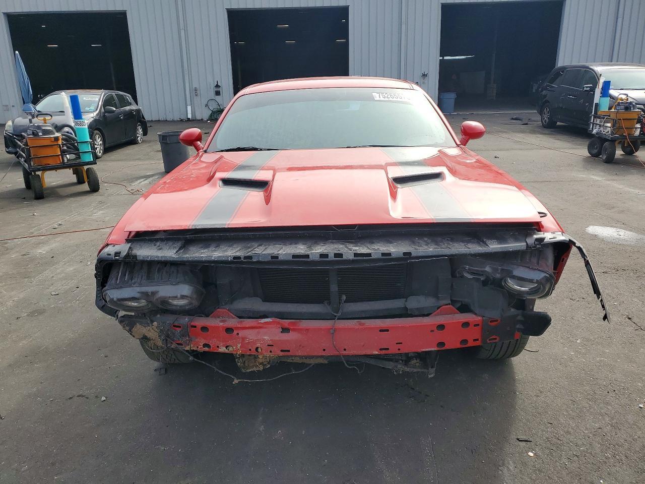 2015 DODGE Challenger