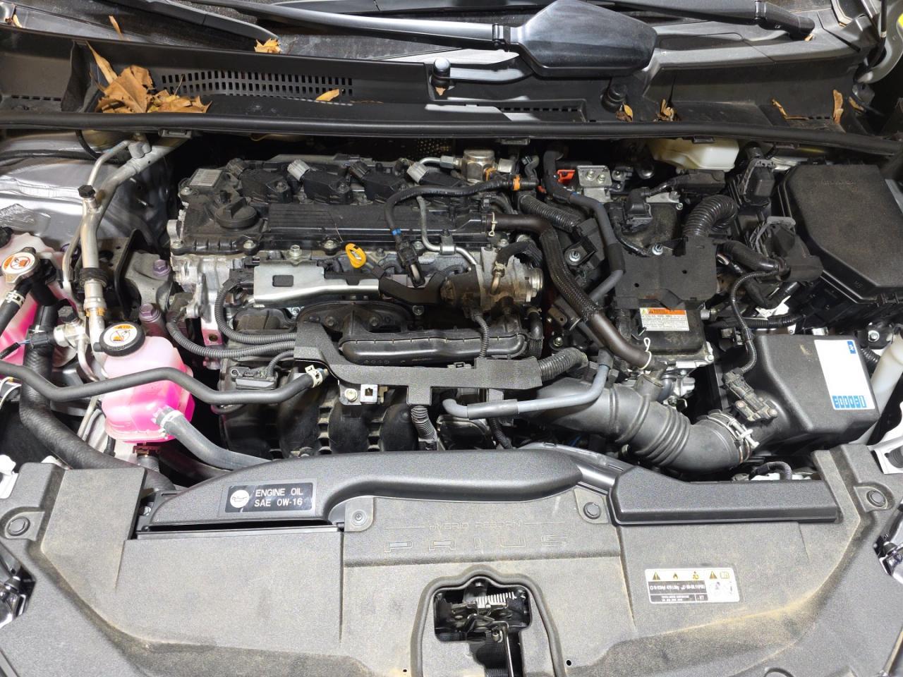 2024 TOYOTA PRIUS
