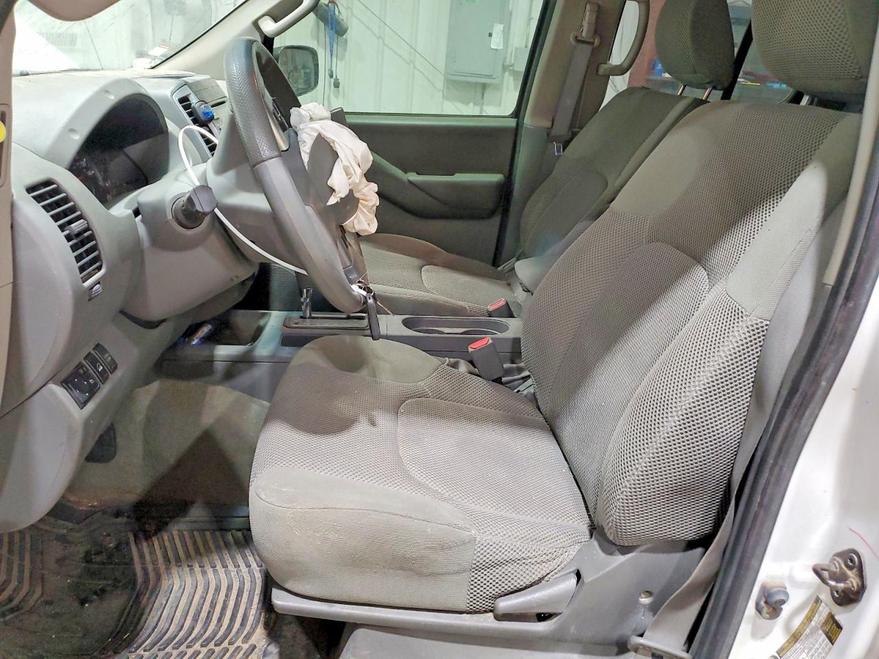 2014 NISSAN Frontier