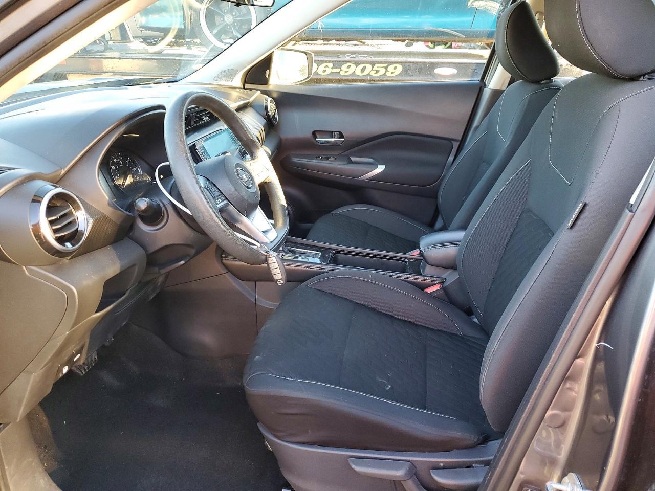 2021 NISSAN KICKS