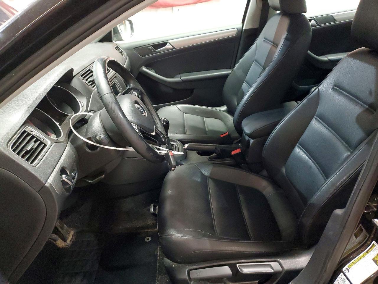 2018 VOLKSWAGEN JETTA