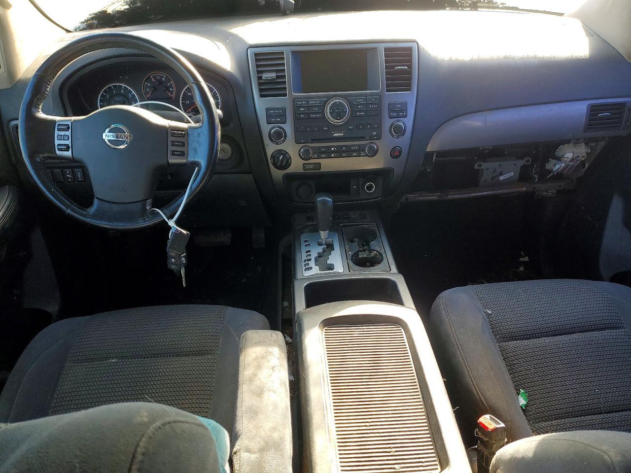 2010 NISSAN Armada