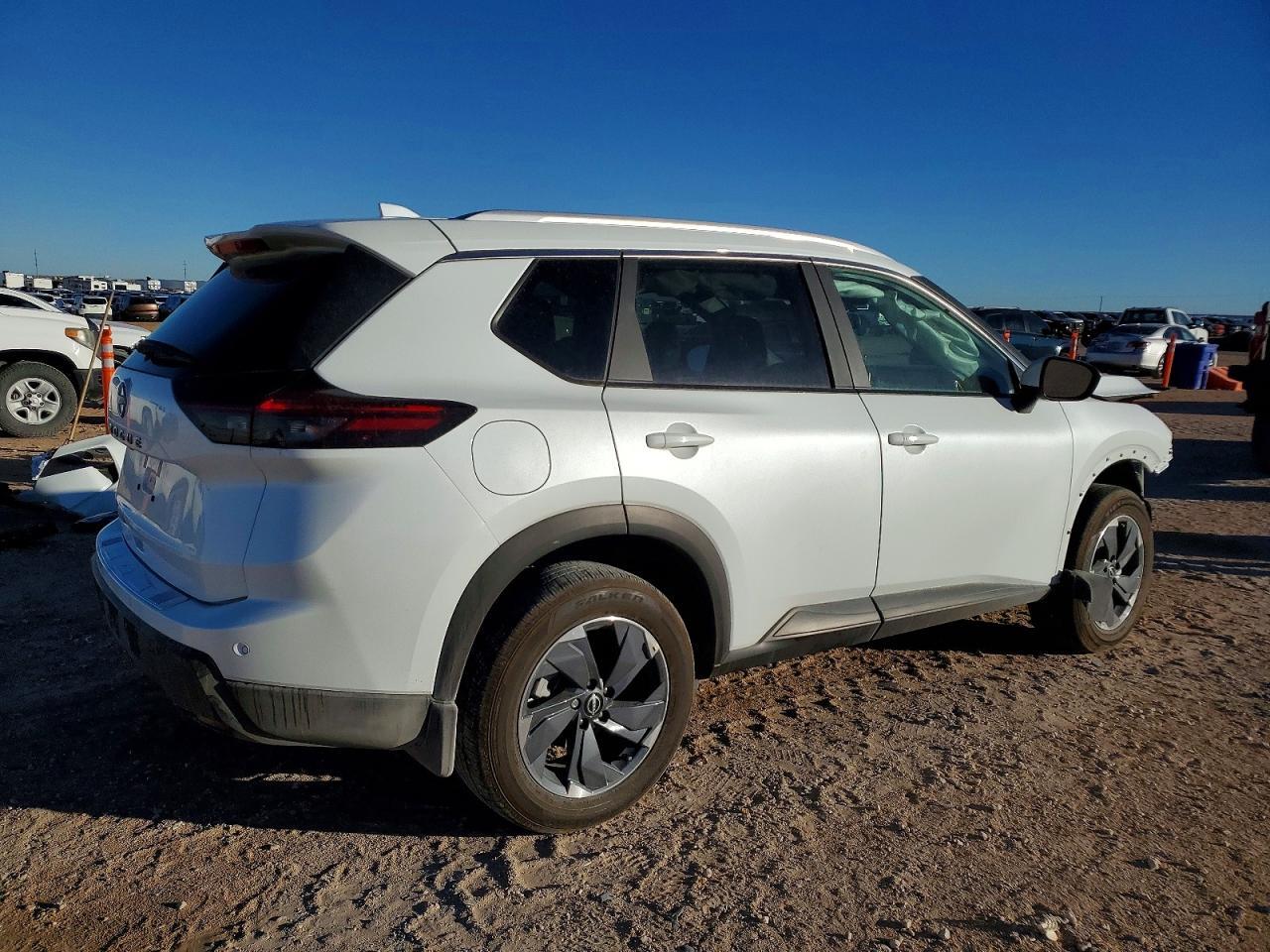 2025 NISSAN ROGUE