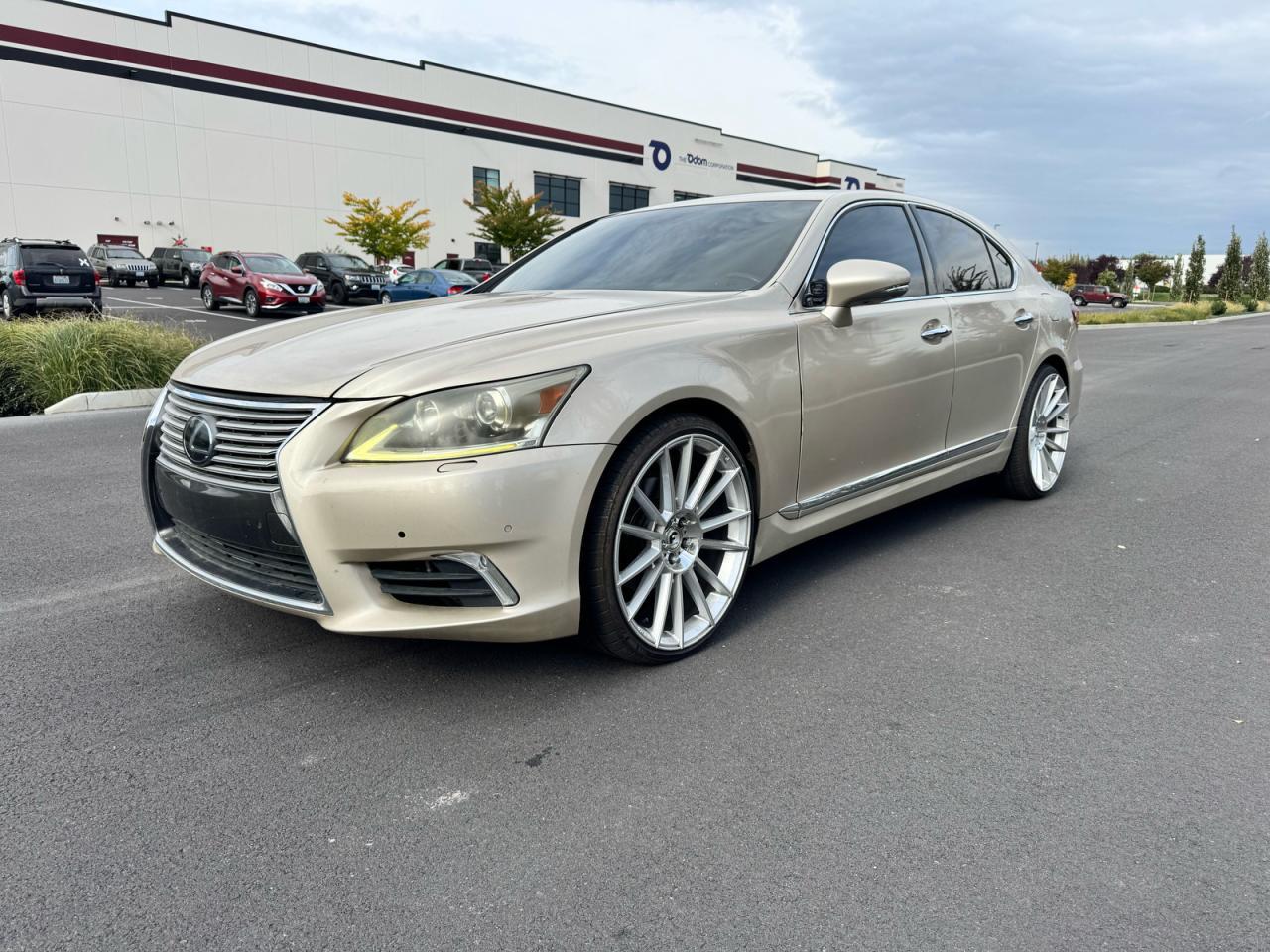 2017 LEXUS LS 460