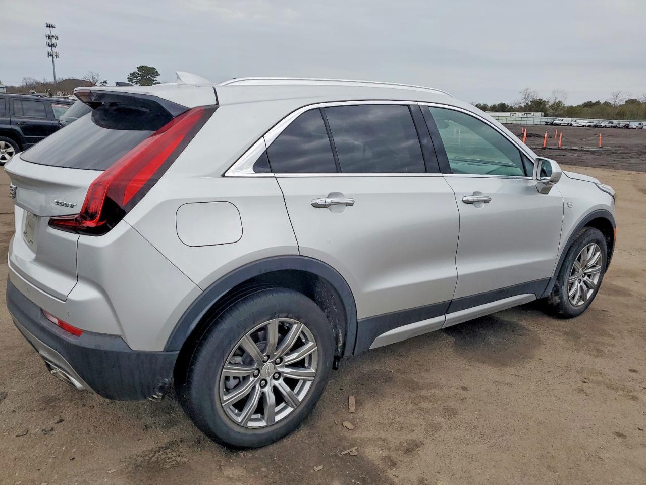 2020 CADILLAC XT4
