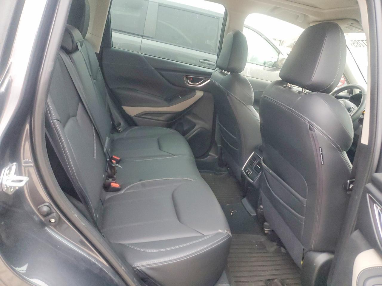 2023 SUBARU FORESTER