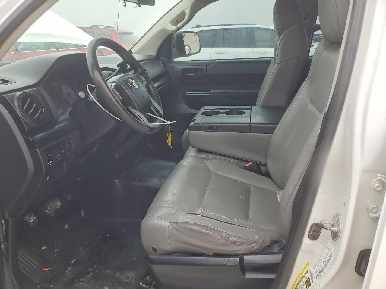 2016 TOYOTA TUNDRA