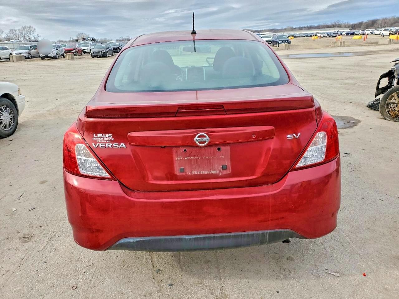 2019 NISSAN VERSA