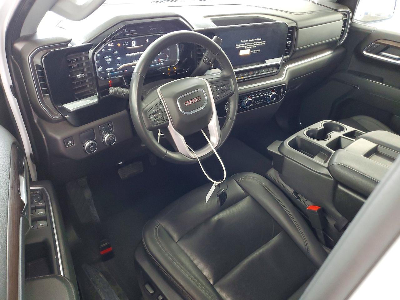 2024 GMC Sierra