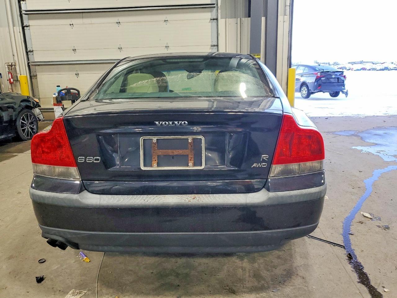 2004 VOLVO S60