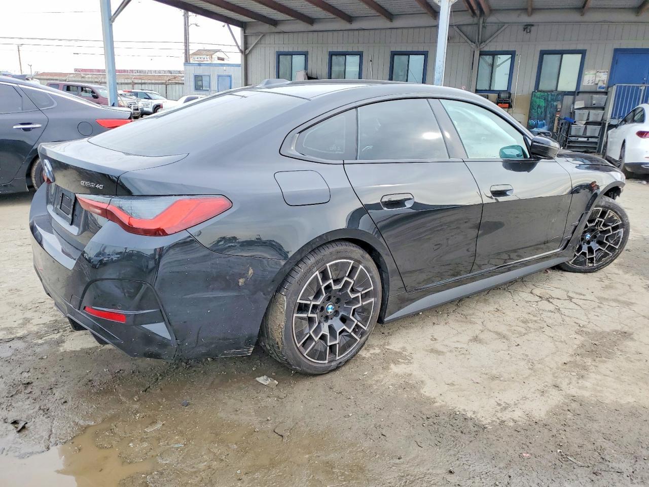 2025 BMW i4