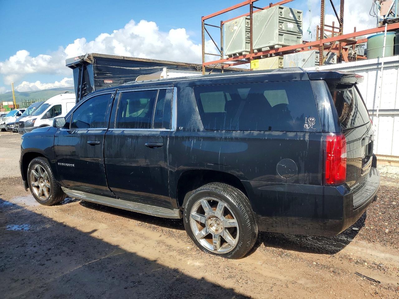 2015 CHEVROLET Suburban