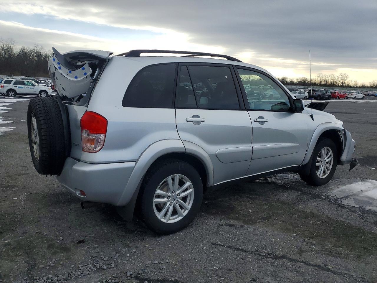 2003 TOYOTA RAV4