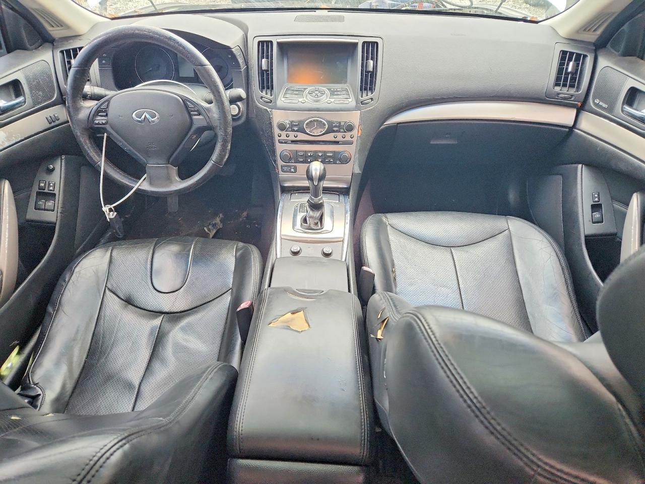 2011 INFINITI G37