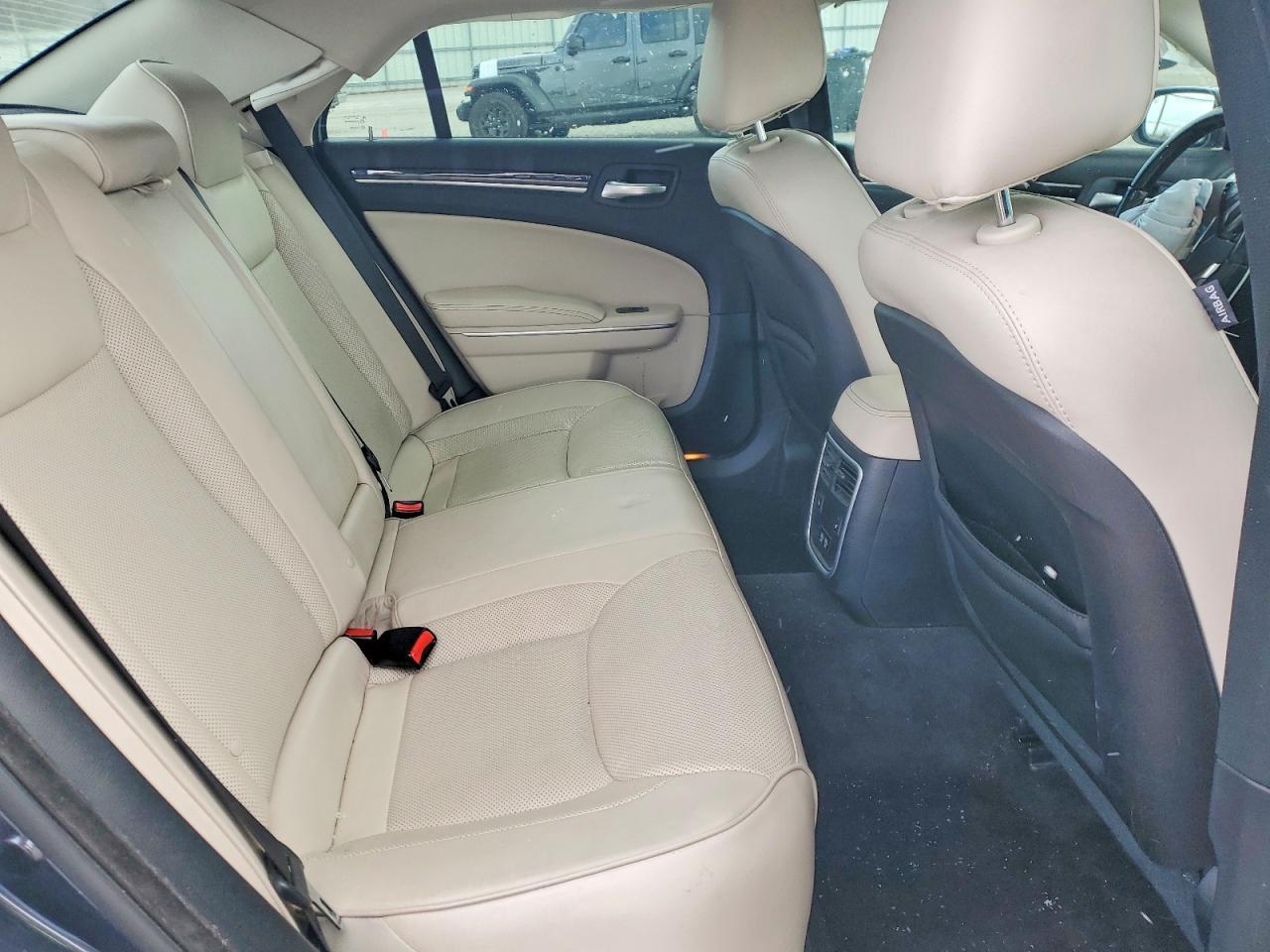 2018 CHRYSLER 300