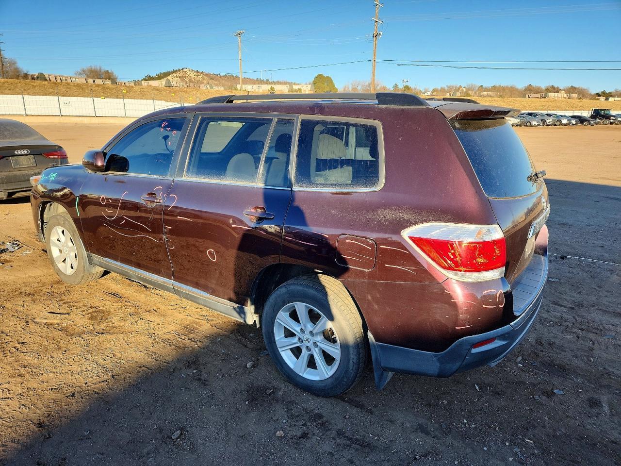 2011 TOYOTA HIGHLANDER