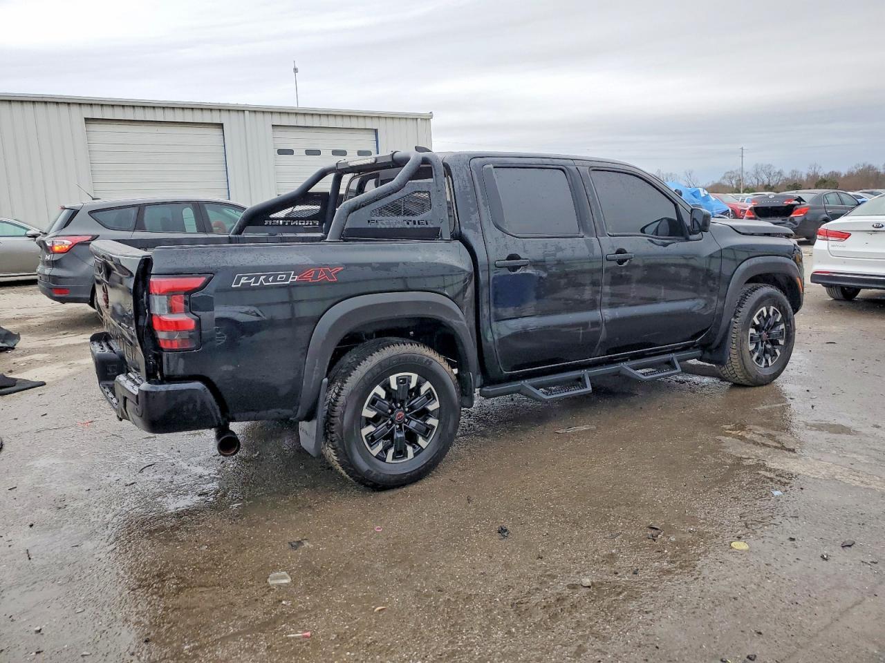 2022 NISSAN Frontier