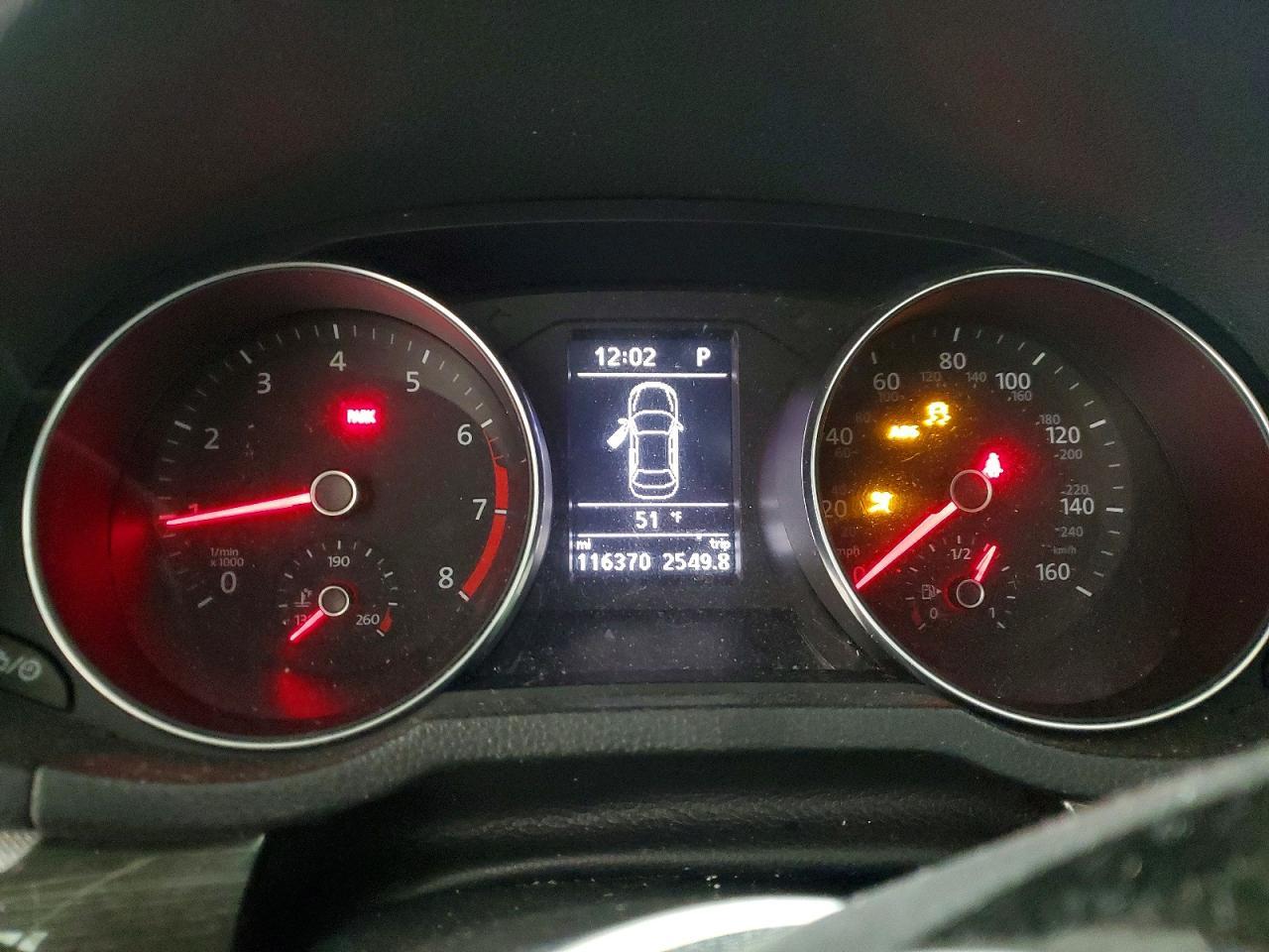 2016 VOLKSWAGEN Passat