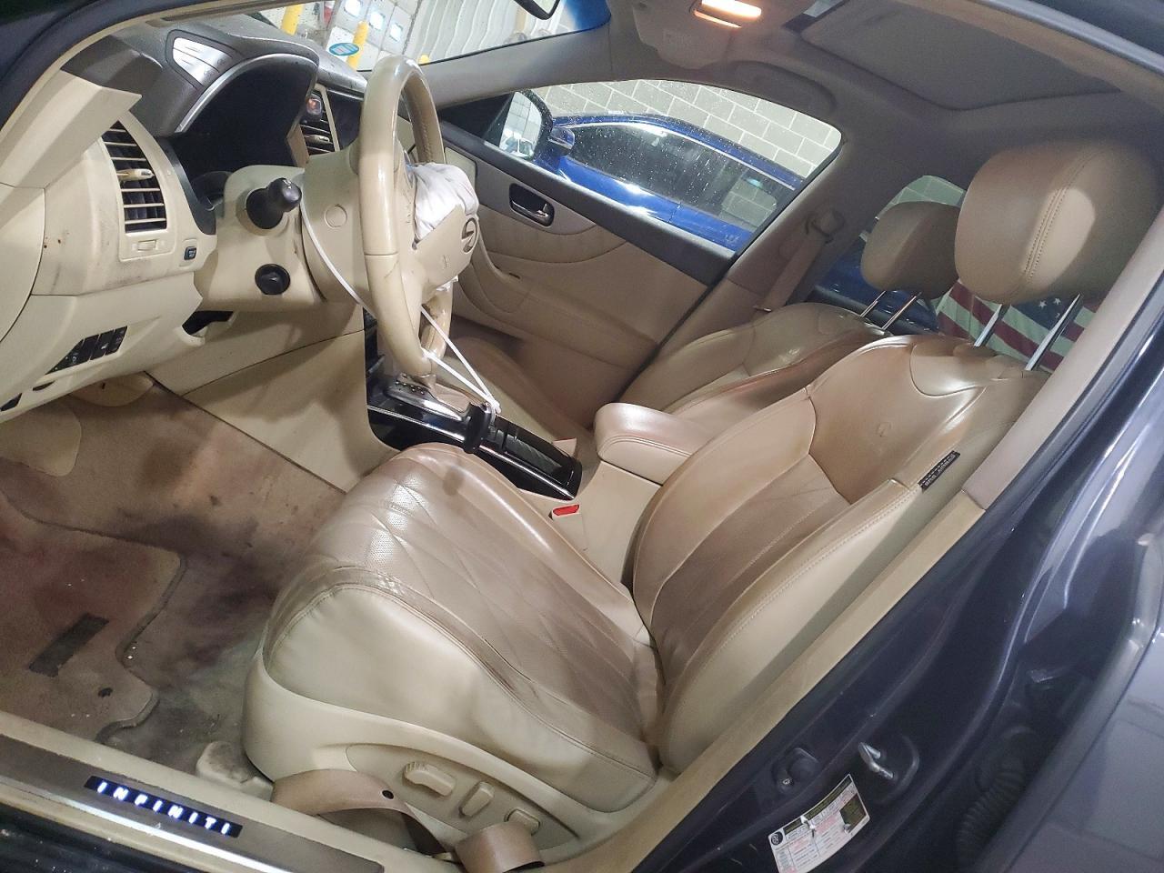 2011 INFINITI FX35
