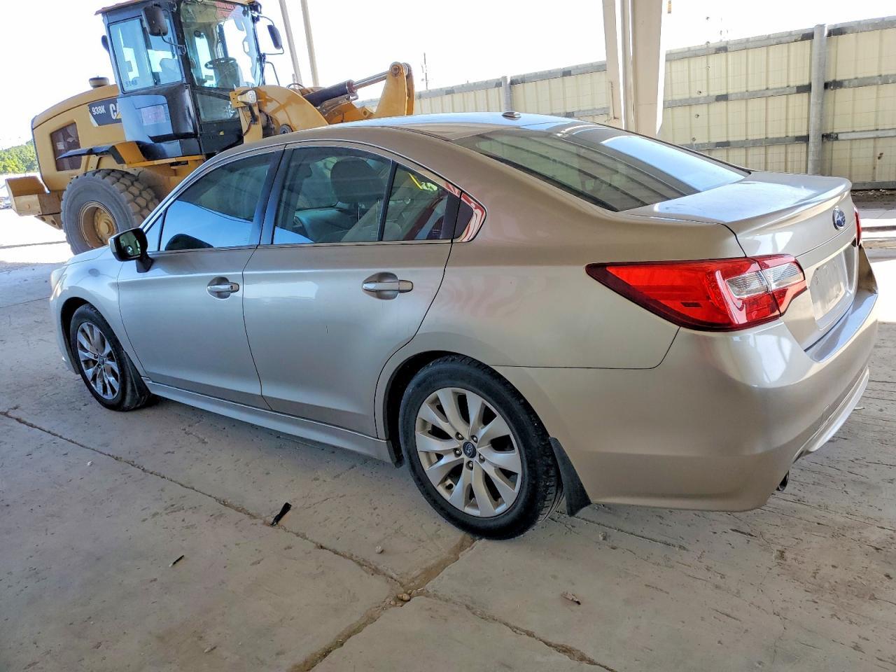 2015 SUBARU Legacy