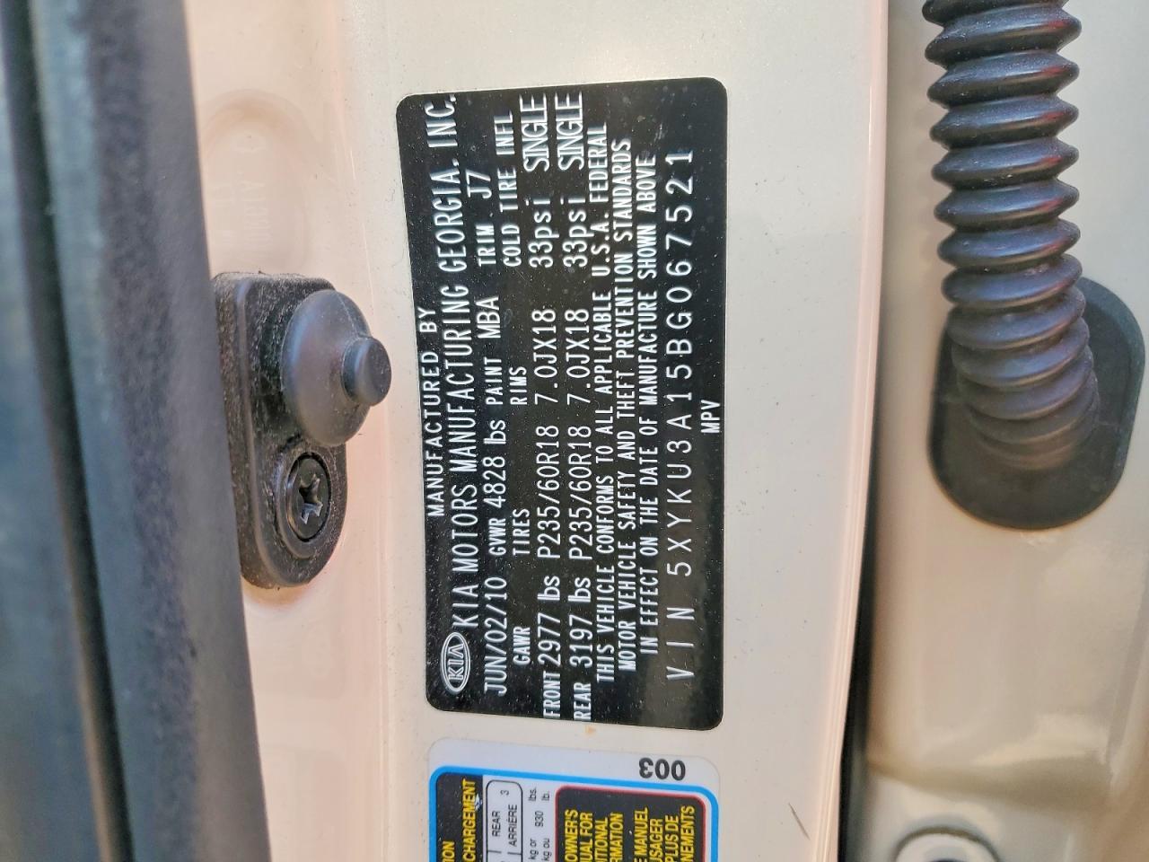 2011 KIA SORENTO