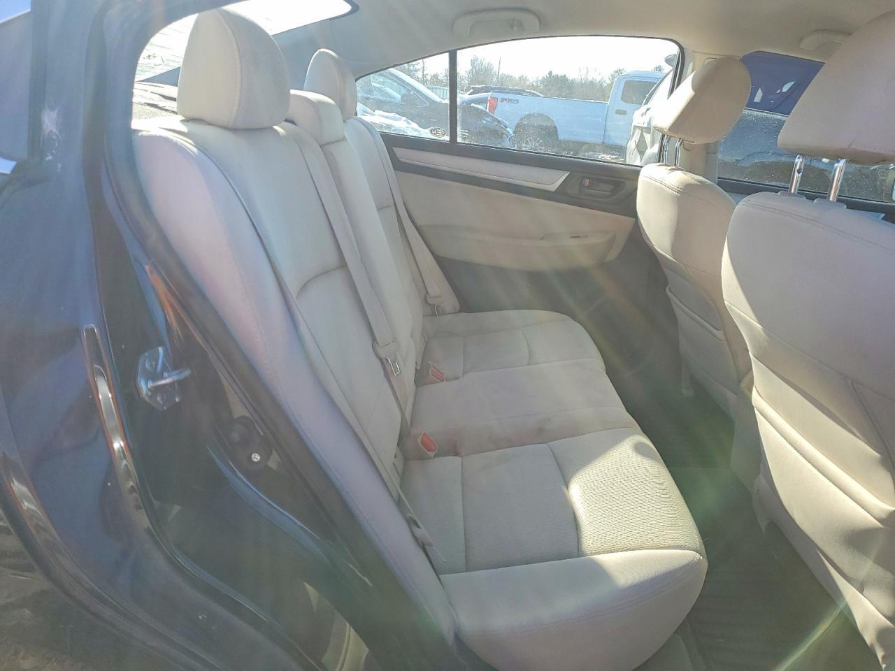 2015 SUBARU Legacy