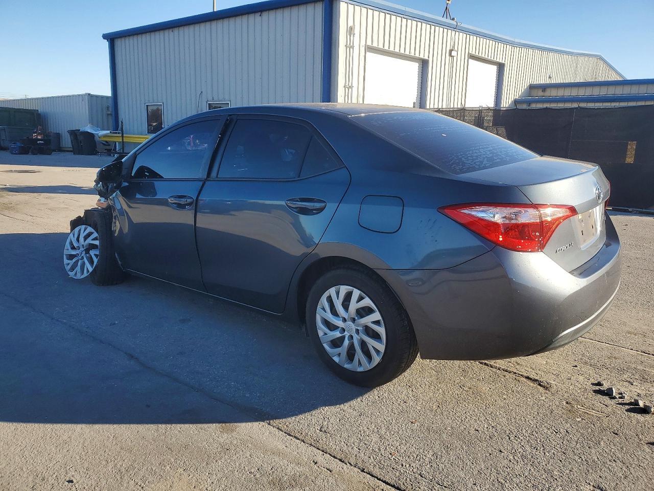 2018 TOYOTA COROLLA