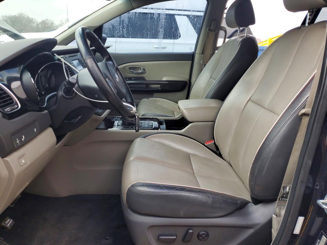 2015 KIA SEDONA