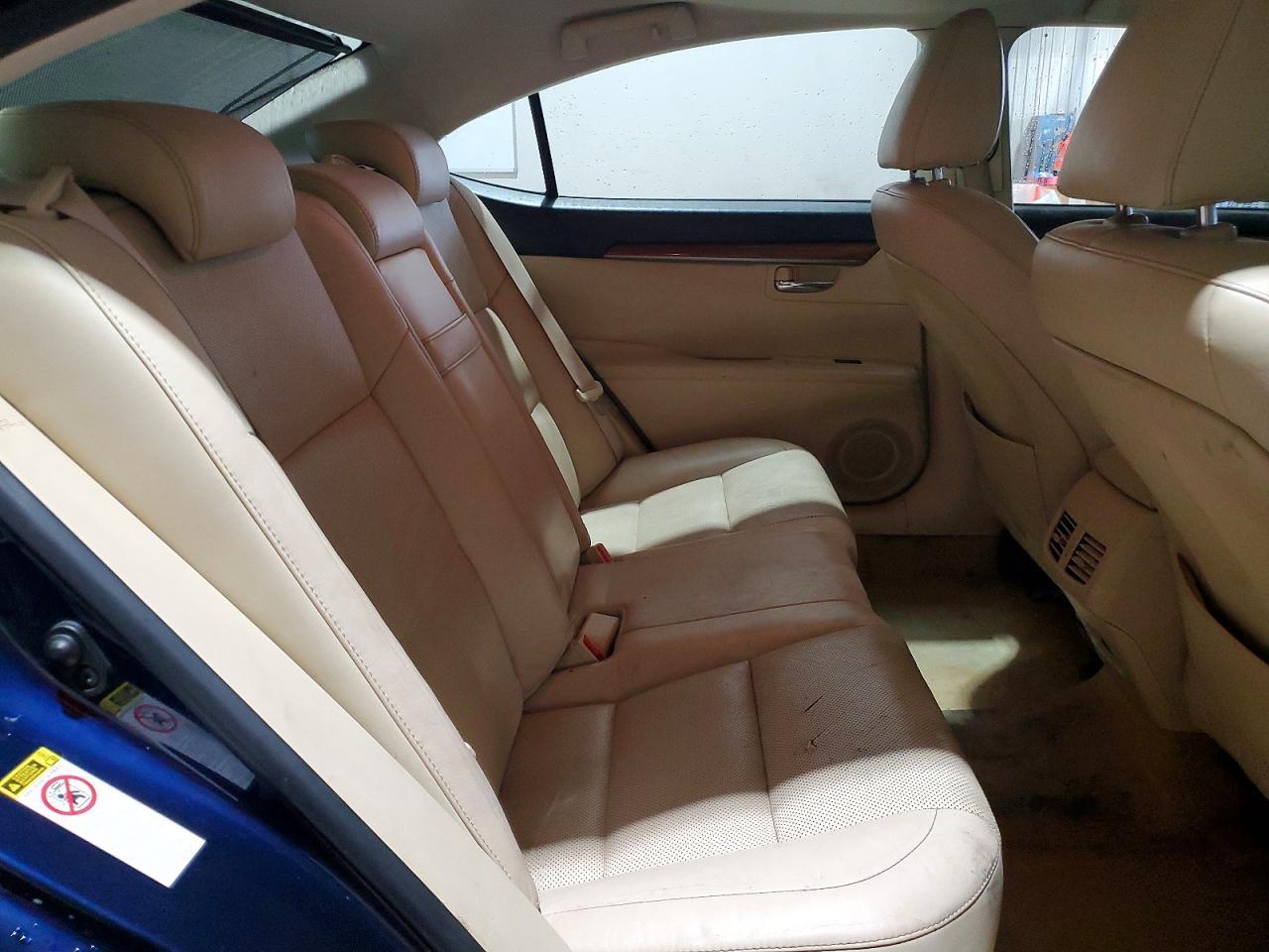 2013 LEXUS ES 300H