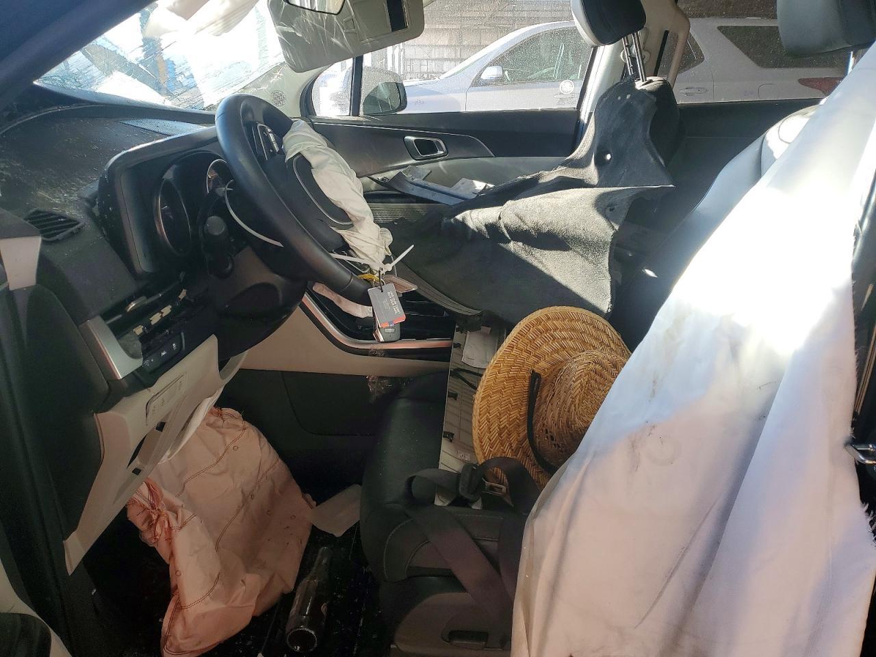 2024 KIA Carnival
