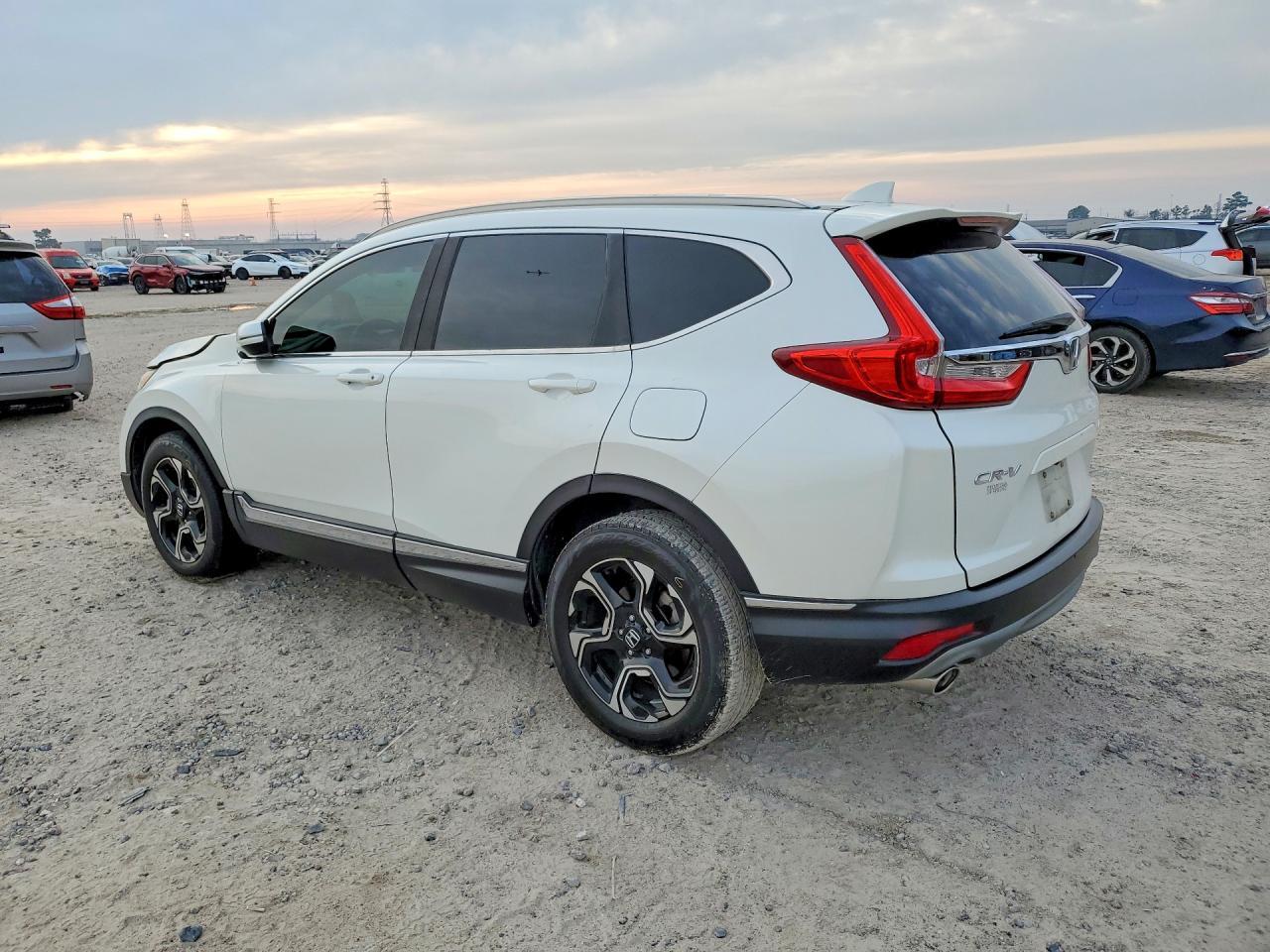 2018 HONDA CR-V