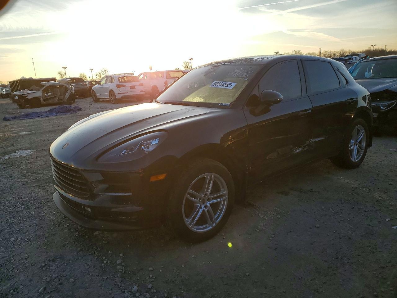 2019 PORSCHE Macan