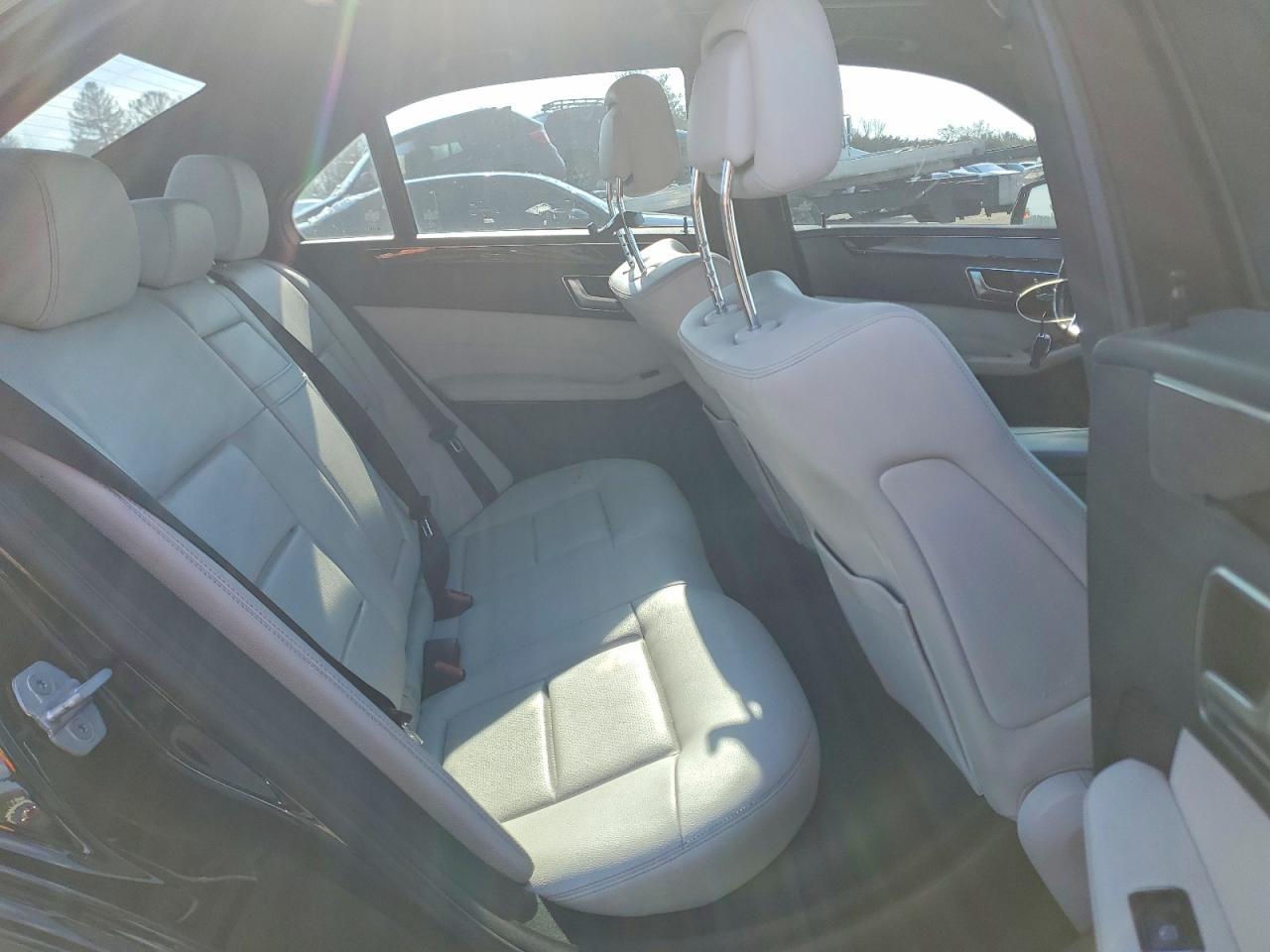 2016 MERCEDES-BENZ E-Class