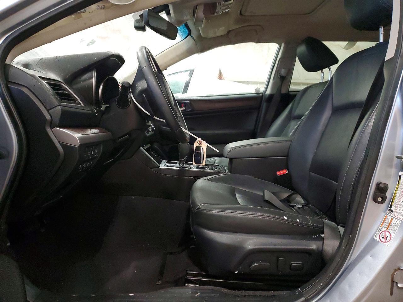 2017 SUBARU Outback