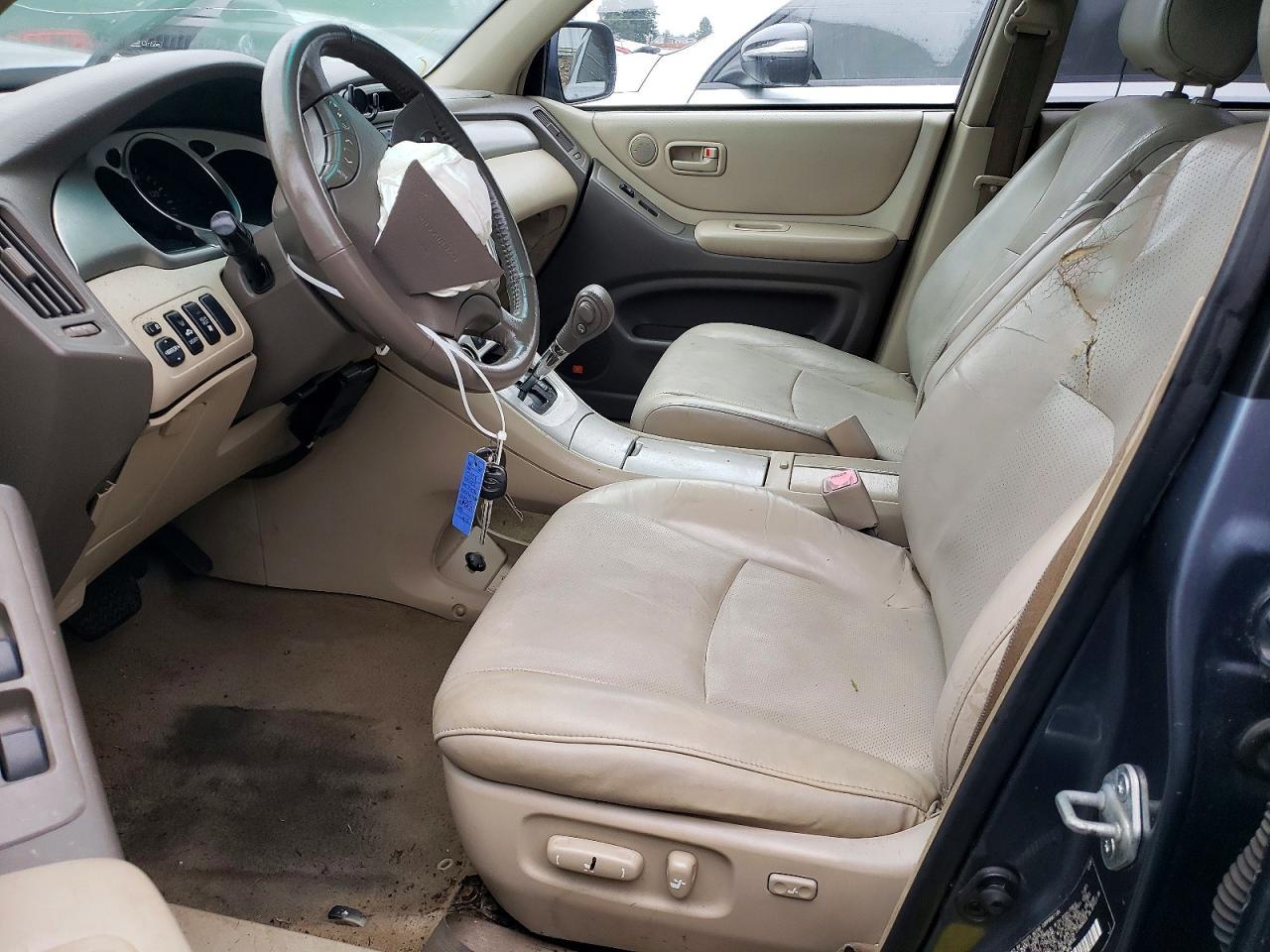 2005 TOYOTA HIGHLANDER