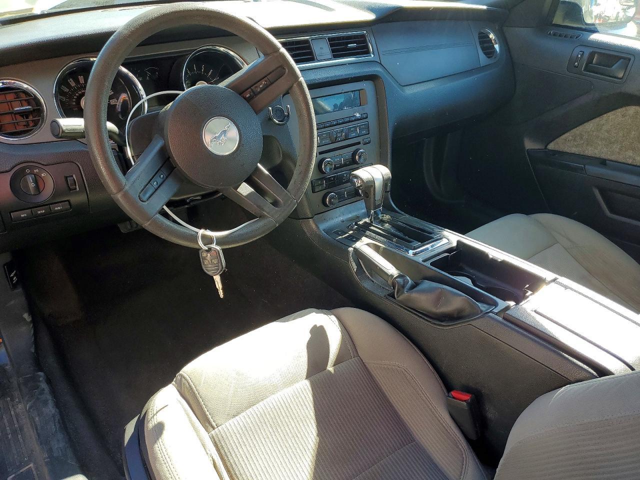 2012 FORD MUSTANG