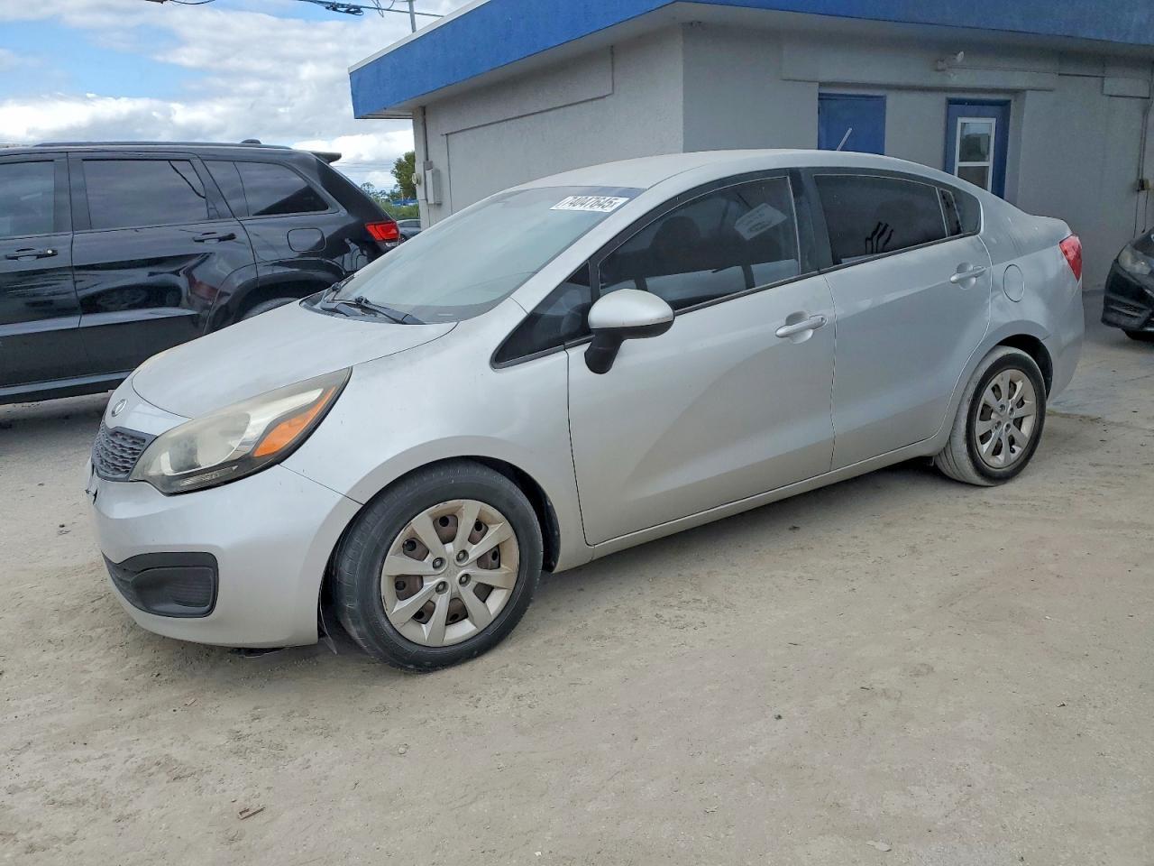 2015 KIA RIO