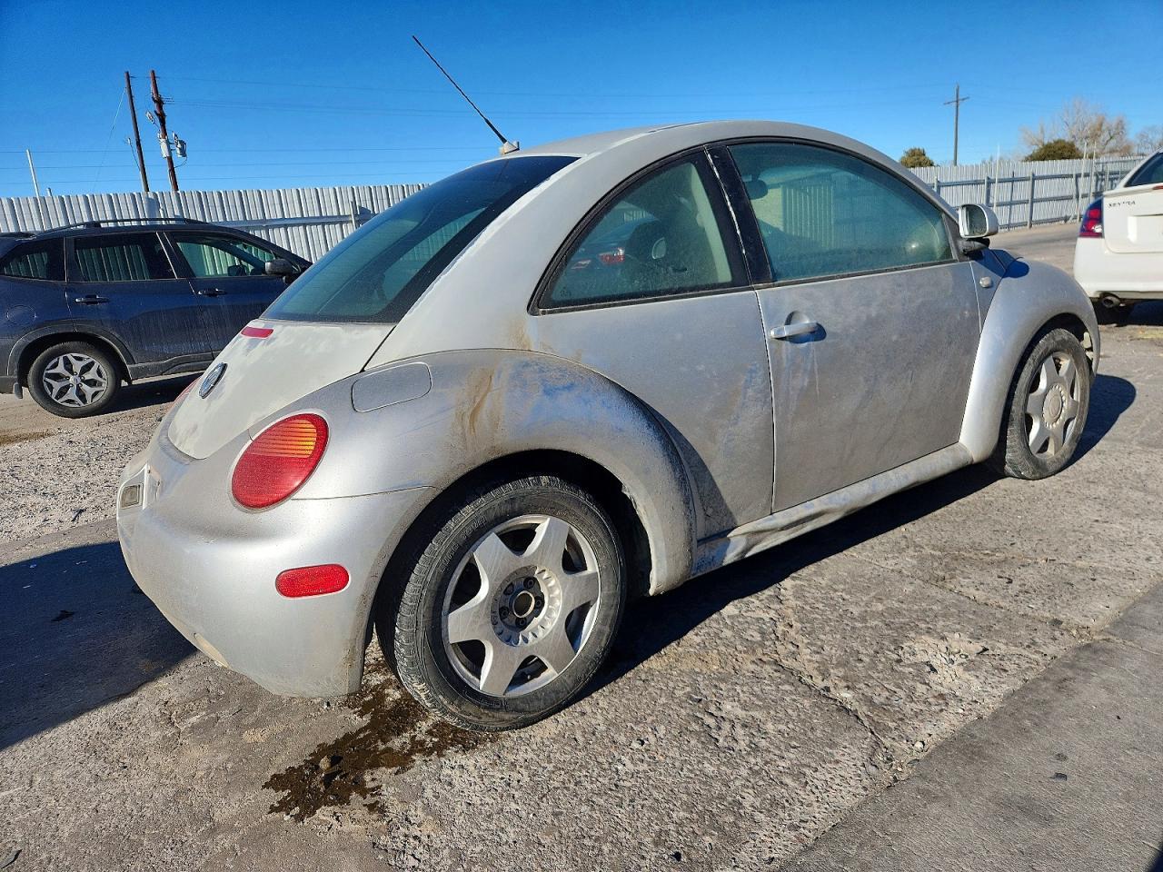2000 VOLKSWAGEN Beetle